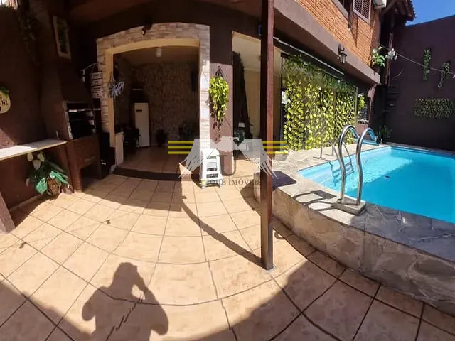 Casa 3 quartos e 2 banheiros, à venda, no bairro Jardim do Colégio (Zona Norte) em São Paulo