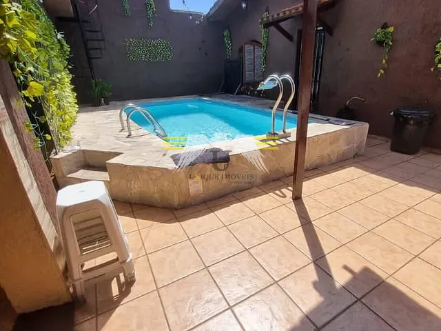 Casa 3 quartos e 2 banheiros, à venda, no bairro Jardim do Colégio (Zona Norte) em São Paulo