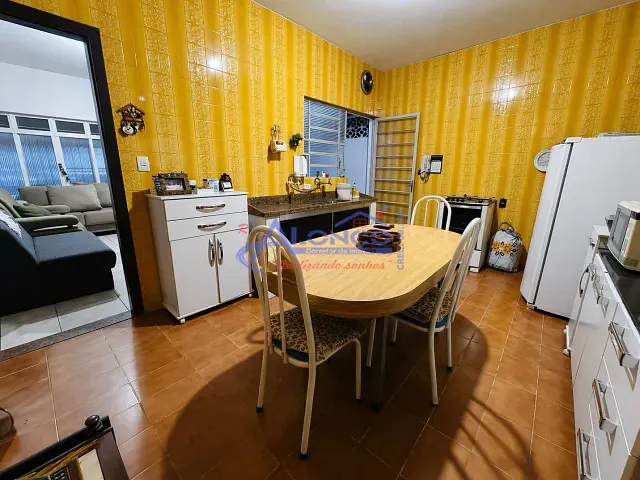 Casa com 150m² 3 quartos e 3 banheiros, à venda, no bairro Jardim Santa Maria em Jacareí