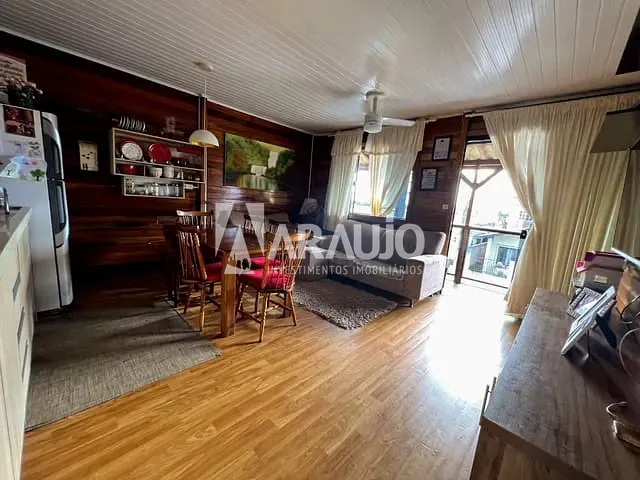 Casa com 180m² 6 quartos e 3 banheiros, à venda, no bairro Cidade Nova em Itajaí