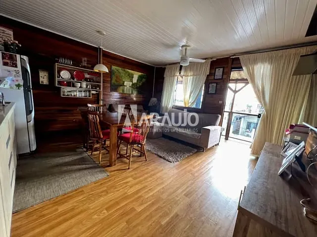 Casa com 180m² 6 quartos e 3 banheiros, à venda, no bairro Cidade Nova em Itajaí