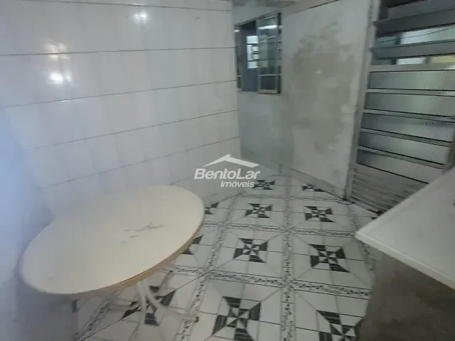 Casa com 38m² 1 quarto e 1 banheiro, para alugar, no bairro Vila Amália (Zona Norte) em São Paulo