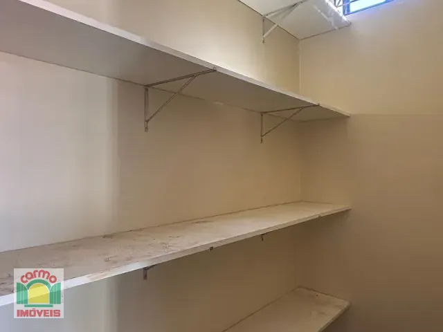Casa com 600m² 4 quartos e 4 banheiros, à venda, no bairro Jardim das Américas 2ª Etapa em Anápolis