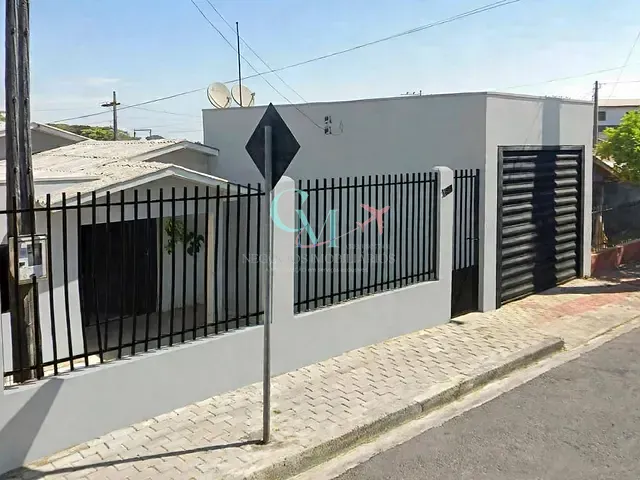 Casa 2 quartos e 2 banheiros, à venda, no bairro Centro em Xanxerê