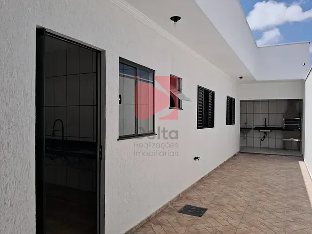 Casa 2 quartos e 2 banheiros, à venda, no bairro Jardim São Valentim em Pirassununga