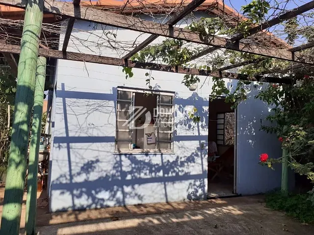Casa com 200m² 2 quartos e 1 banheiro, à venda, no bairro Jardim Marajó em Uberaba