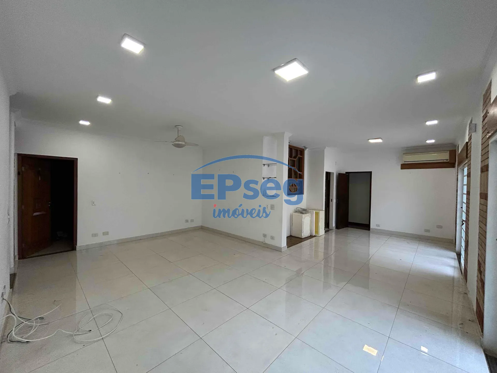 Casa, 1 quarto, 242 m² - Foto 11