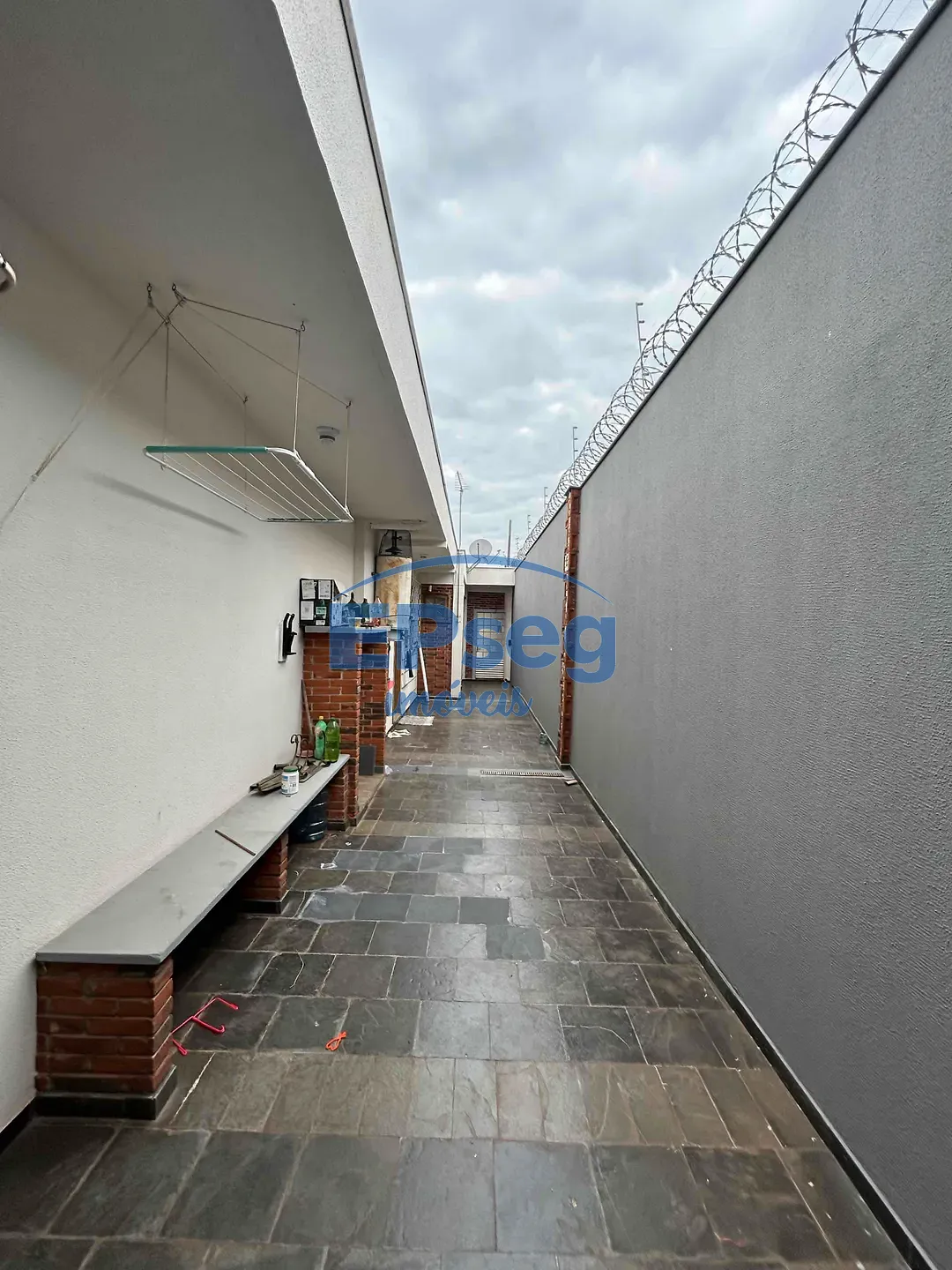 Casa, 1 quarto, 242 m² - Foto 34