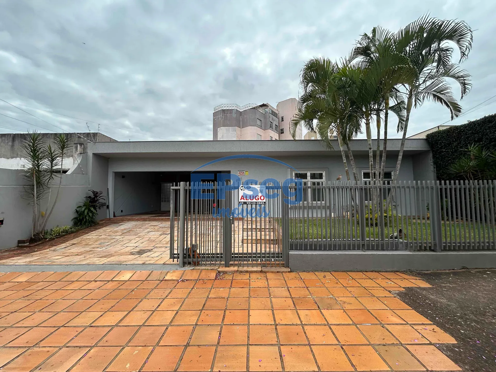 Casa, 1 quarto, 242 m² - Foto 1