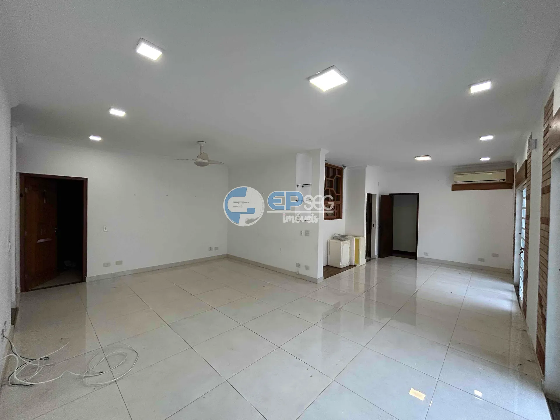 Casa, 1 quarto, 242 m² - Foto 11