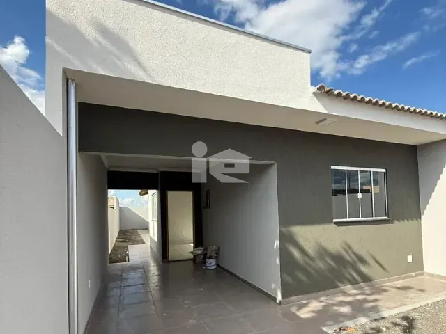 Casa 3 quartos e 2 banheiros, à venda, no bairro Jardim Ouro Verde em Rolândia