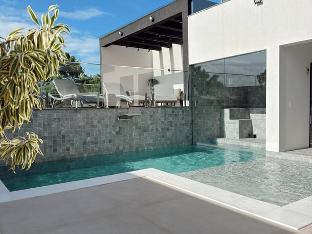 Casa com 688m² 4 quartos e 5 banheiros, à venda, no bairro Boulevard Lagoa em Serra