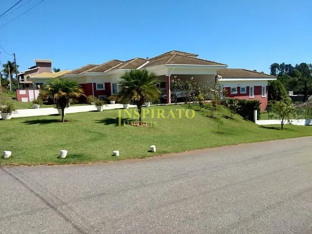 Casa com 1229m² 3 quartos e 5 banheiros, à venda, no bairro Medeiros em Jundiaí