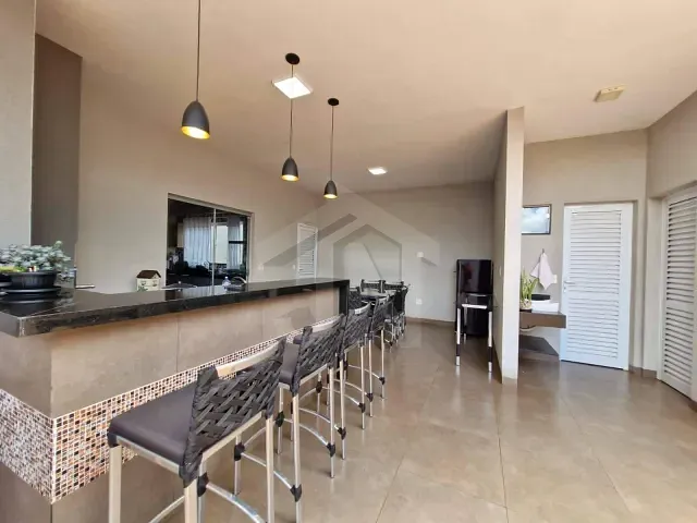 Casa com 250m² 3 quartos e 3 banheiros, à venda, no bairro Jardim Veneto II em Sertãozinho