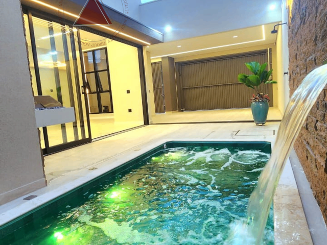 Casa com 275m² 4 quartos e 4 banheiros, à venda, no bairro Jardim Santa Lúcia em Franca