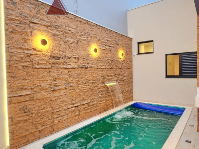 Casa com 275m² 4 quartos e 4 banheiros, à venda, no bairro Jardim Santa Lúcia em Franca