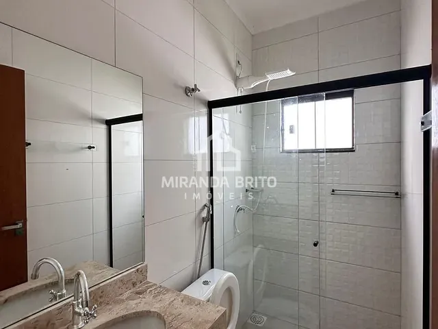 Casa 3 quartos e 2 banheiros, à venda, no bairro Condomínio das Esmeraldas em Goiânia