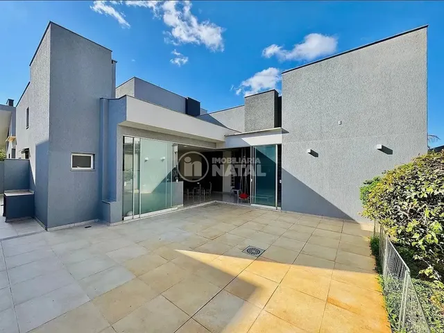Casa com 10m² 3 quartos e 2 banheiros, à venda, no bairro Recanto do Salto em Londrina