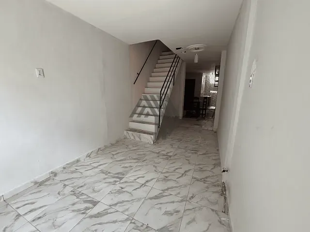 Casa 2 quartos e 1 banheiro, para alugar, no bairro Marambaia em Belém