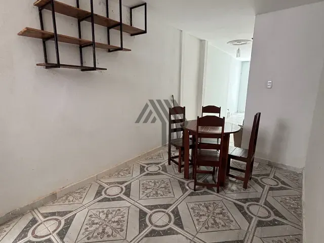 Casa 2 quartos e 1 banheiro, para alugar, no bairro Marambaia em Belém