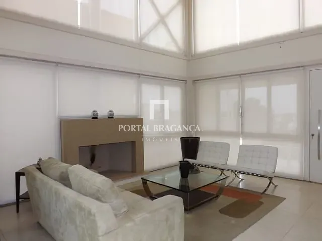 Casa com 345m² 4 quartos e 7 banheiros, à venda, no bairro Condomínio Residencial Euroville em Bragança Paulista