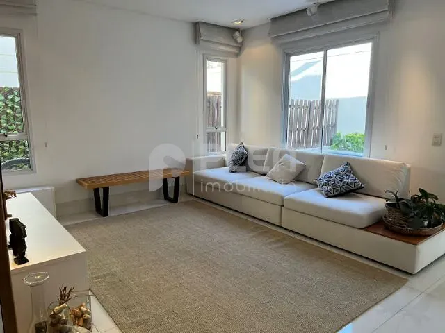 Casa 3 quartos e 5 banheiros, à venda, no bairro Jardim Leonor Mendes de Barros em São Paulo