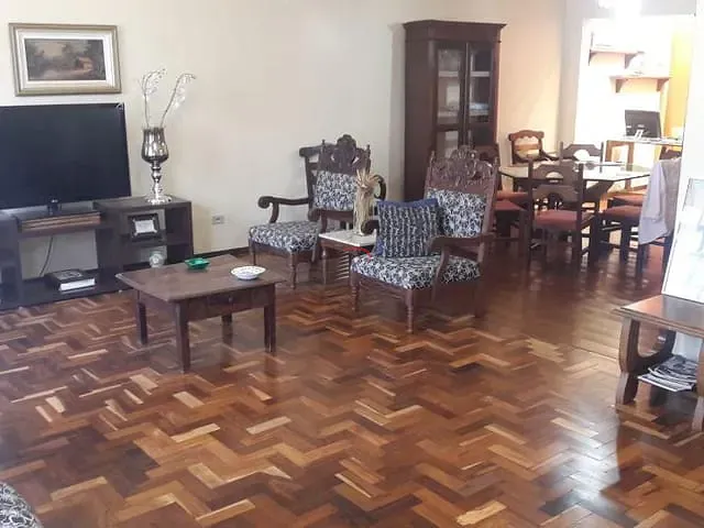 Casa com 341m² 3 quartos e 3 banheiros, à venda, no bairro Caravelle em Londrina