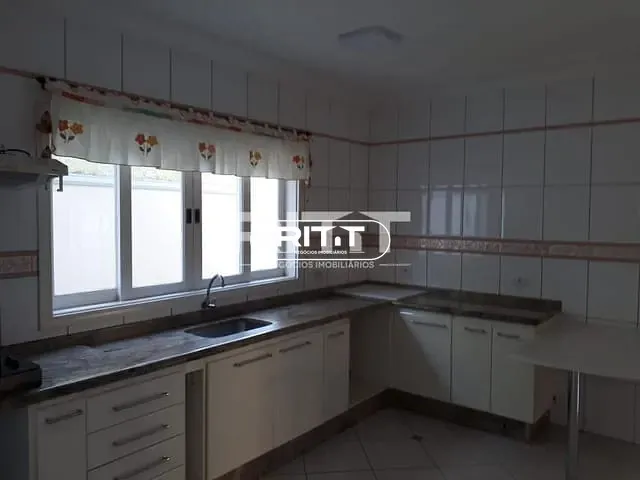 Casa com 450m² 3 quartos e 2 banheiros, à venda, no bairro Jardim Alto da Colina em Valinhos
