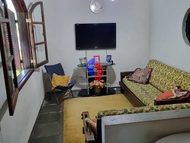 Casa com 700m² 3 quartos e 1 banheiro, à venda, no bairro Corujas em Guapimirim