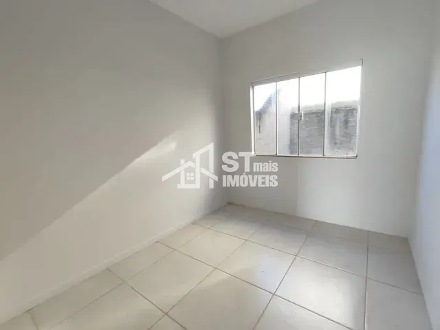 Casa com 200m² 2 quartos e 1 banheiro, para alugar, no bairro Jardim Mirante em Andradas