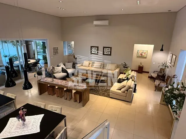 Casa com 1000m² 4 quartos e 5 banheiros, à venda, no bairro Samambaia Parque Residencial em Bauru