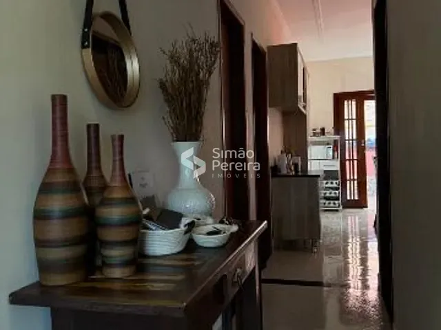 Casa com 300m² 4 quartos e 2 banheiros, à venda, no bairro Limoeiro em Paraíba do Sul