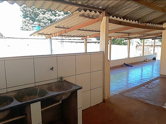 Casa 2 quartos e 1 banheiro, à venda, no bairro Jardim Califórnia em Trindade