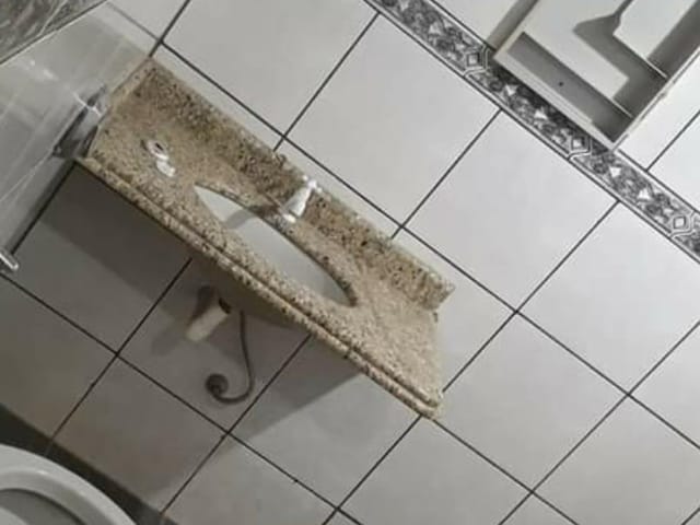 Casa 2 quartos e 1 banheiro, à venda, no bairro Jardim Califórnia em Trindade
