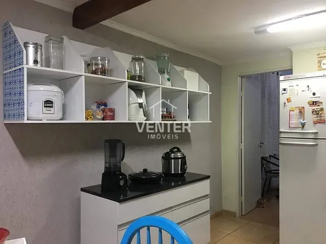 Casa com 200m² 2 quartos e 2 banheiros, à venda, no bairro Vila Nogueira em Taubaté