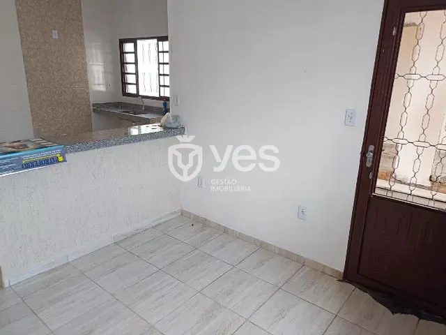 Casa com 120m² 2 quartos e 1 banheiro, à venda, no bairro Loteamento Max Newmann em Araxá