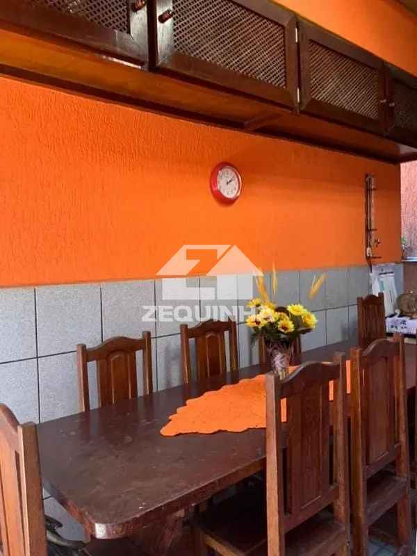 Casa, 3 quartos, 180 m² - Foto 2
