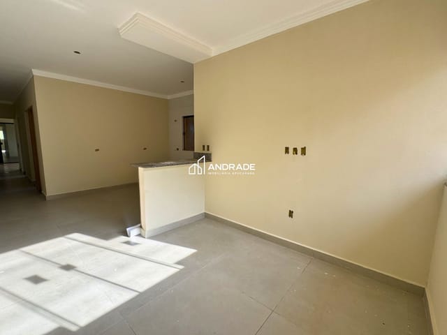 Casa 3 quartos e 3 banheiros, para alugar, no bairro Jardim por do Sol em Apucarana