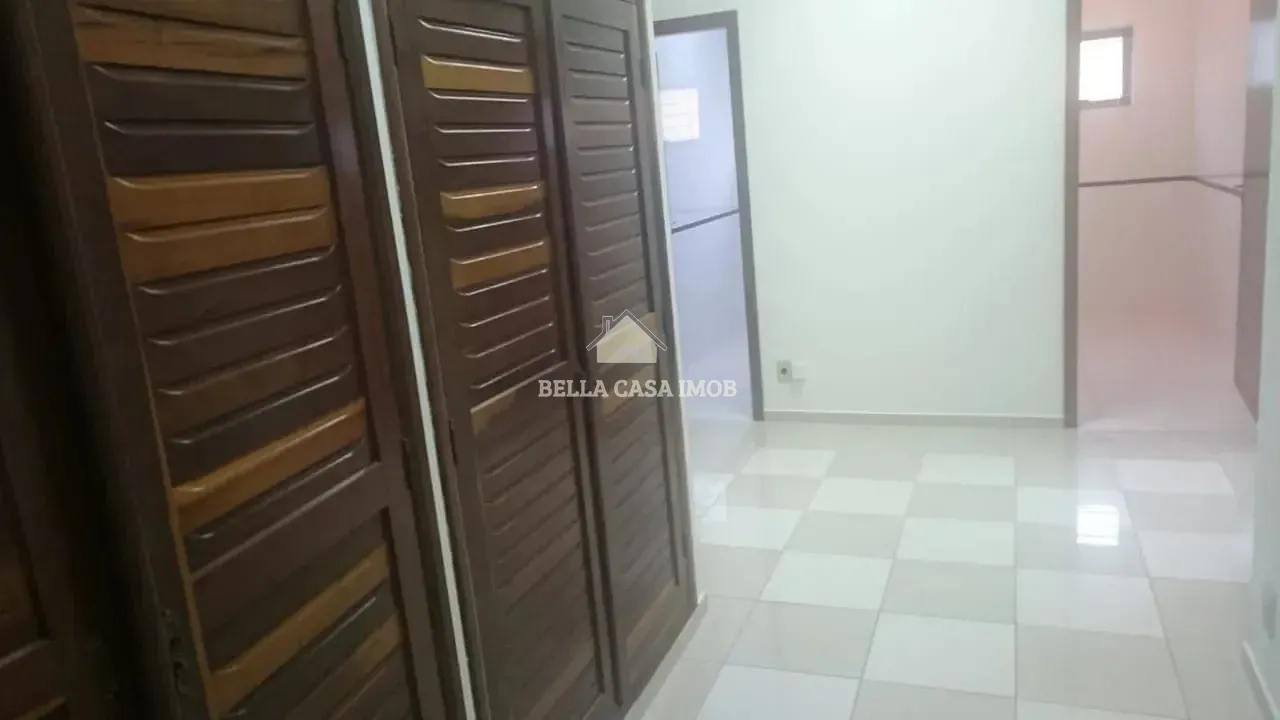 Casa, 1 quarto, 477 m² - Foto 9