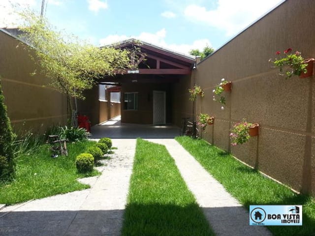 Foto do Casa - Casa 2 Quartos, 1 Suíte, 2 Vagas de Garagem - Apenas 8 Minutos do Centro da Cidade e 10 Minutos do Shopping no Parque Maria Helena, Suzano, SP | Boa Vista Imóveis Suzano