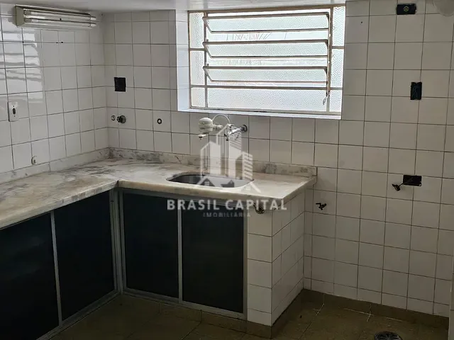 Casa 4 quartos e 3 banheiros, à venda, no bairro Centro em Sorocaba