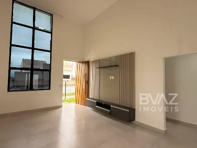 Casa com 360m² 3 quartos e 3 banheiros, à venda, no bairro Baleia em São Pedro da Aldeia