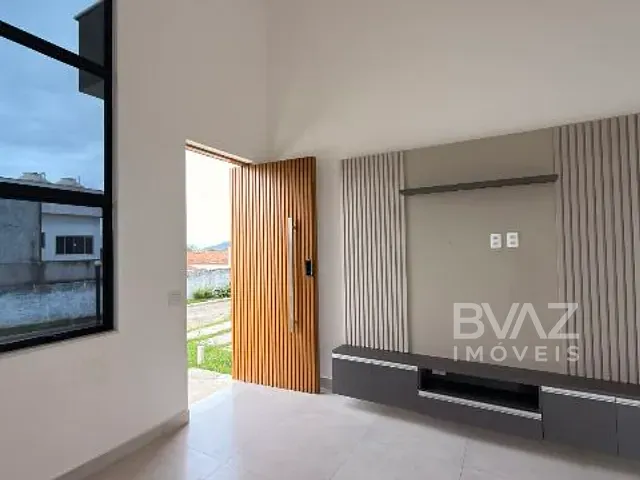 Casa com 360m² 3 quartos e 3 banheiros, à venda, no bairro Baleia em São Pedro da Aldeia