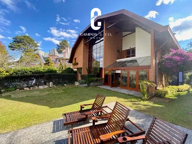 Casa com 1260m² 5 quartos e 5 banheiros, à venda, no bairro Jardim Véu da Noiva em Campos Do Jordão