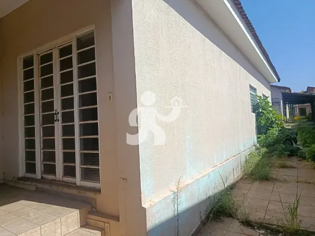 Casa 3 quartos e 1 banheiro, à venda ou para alugar, no bairro Vila Cristóvam em Limeira