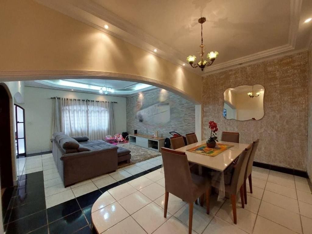 Casa à venda 3 Quartos, 1 Suite, 4 Vagas, 149M², Parque Marajoara, Santo André - SP