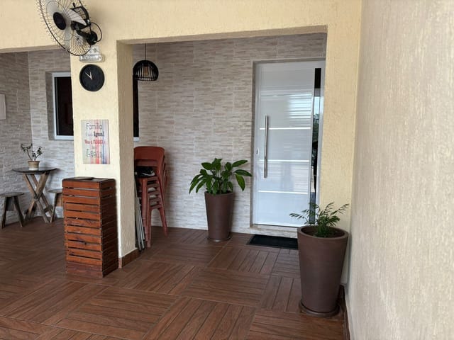Casa 4 quartos e 2 banheiros, à venda, no bairro Vila Nova York em São Paulo