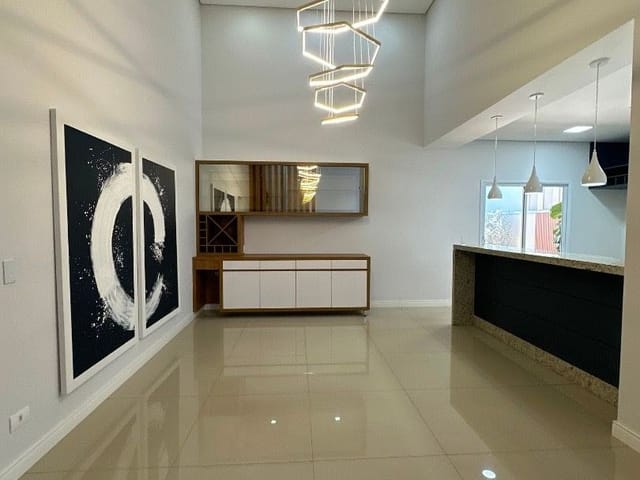 Casa com 450m² 3 quartos e 2 banheiros, à venda, no bairro Loteamento Residencial Jardim Villagio em Americana