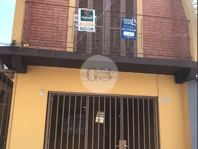 Casa 1 quarto e 1 banheiro, para alugar, no bairro Centro em Pelotas