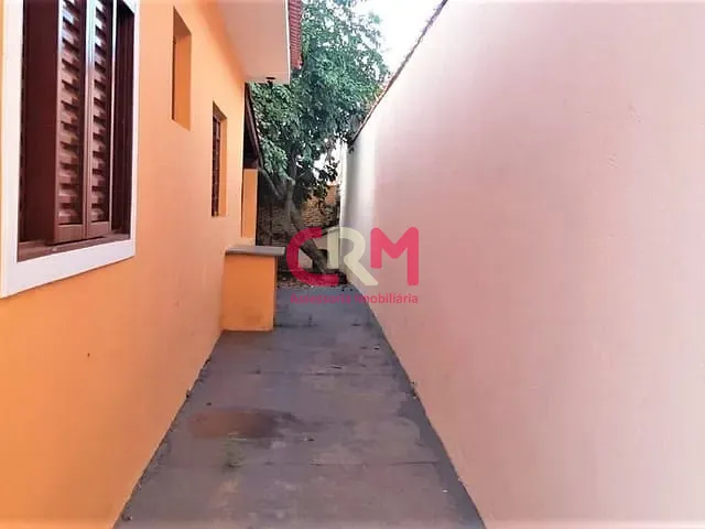 Casa com 364m² 3 quartos e 1 banheiro, para alugar, no bairro Bairro Talavasso em Taquaritinga
